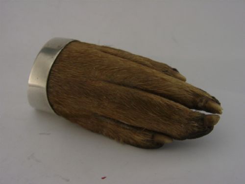 ENGLISH STERLING SILVER OTTER FOOT HUNTING TROPHY BROOCH DEVON HUNT DOH 1925 - ADDITIONAL PHOTO 1