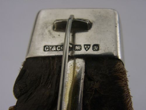 ENGLISH STERLING SILVER OTTER FOOT HUNTING TROPHY BROOCH DEVON HUNT DOH 1925 - ADDITIONAL PHOTO 5