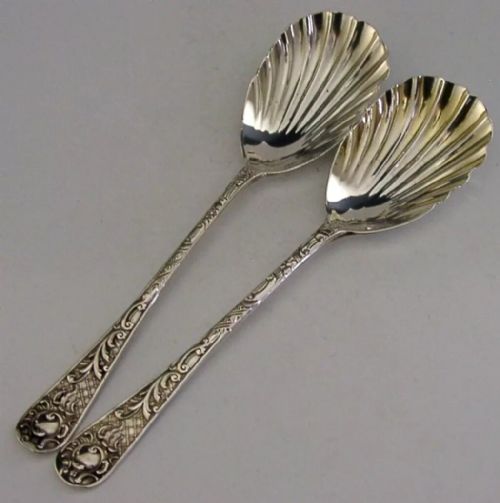 Beautiful Pair of Victorian Sterling Silver Serving Spoons 1897/1898 Antique 90g