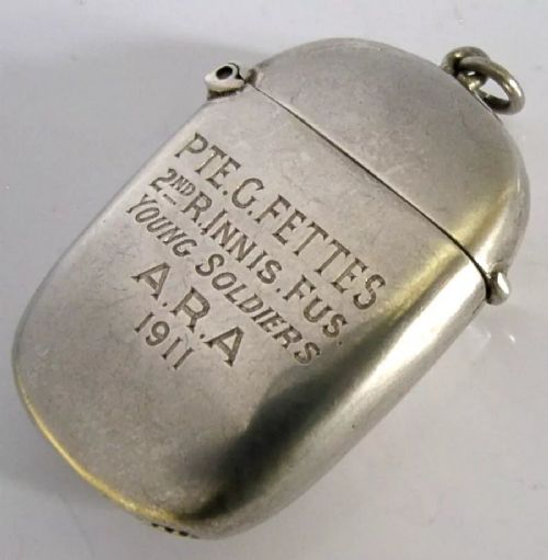 ROYAL INNISKILLING FUSILIERS WWI STERLING SILVER MILITARY VESTA CASE KILLED 1917