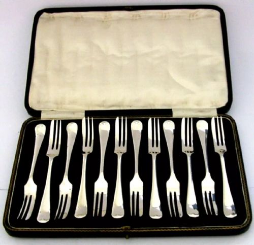 Rare Cased Set of Tweleve Sterling Silver Cake Pastry Forks 1931 Antique 238g