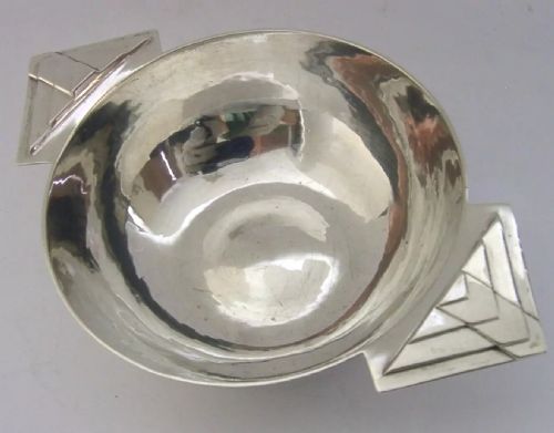 R E Stone Sterling Silver Planished Quaich Cup Bowl 1934 Arts & Crafts 92g