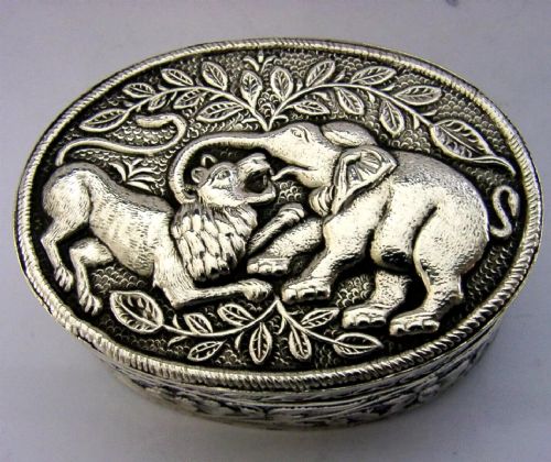 Stunning Lion & Elephant Indian Solid Silver Table Box C1920 Antique 66g