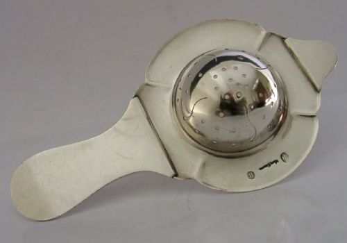 STYLISH HEAVY DANISH ART DECO SOLID SILVER TEA STRAINER 1939 ANTIQUE 72G - ADDITIONAL PHOTO 3