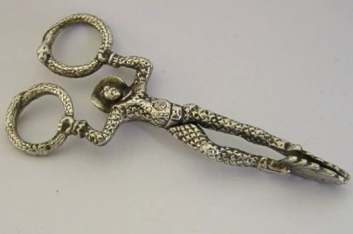 RARE AUSTROHUNGARIAN SOLID SILVER HARLEQUIN SUGAR TONGS NIPS C1890 - ADDITIONAL PHOTO 4