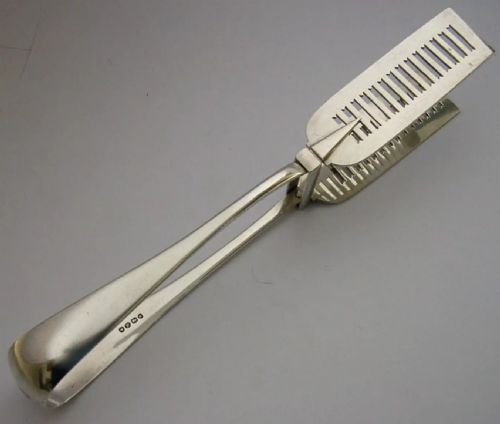 VICTORIAN WALKER FAMILY CRESTED STERLING SILVER SERVING TONGS 1885 ANTIQUE 160G - ADDITIONAL PHOTO 3