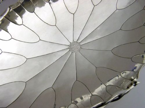 LARGE 266G BEAUTIFUL CHINESE EXPORT SILVER WATER LILY LEAF BOWL 1900 ANTIQUE - ADDITIONAL PHOTO 6