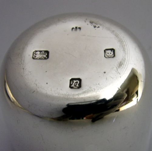 GEORGIAN STYLE 93G STERLING SILVER TUMBLER WHISKY BEAKER CUP 1968 BARWARE - ADDITIONAL PHOTO 5