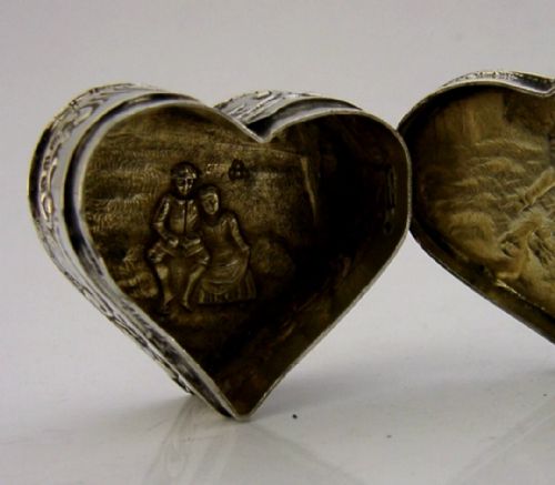 PRETTY ANTIQUE STERLING SILVER HUNTNG SHOOTING DOG LOVE HEART BOX 1898 ANTIQUE - ADDITIONAL PHOTO 5