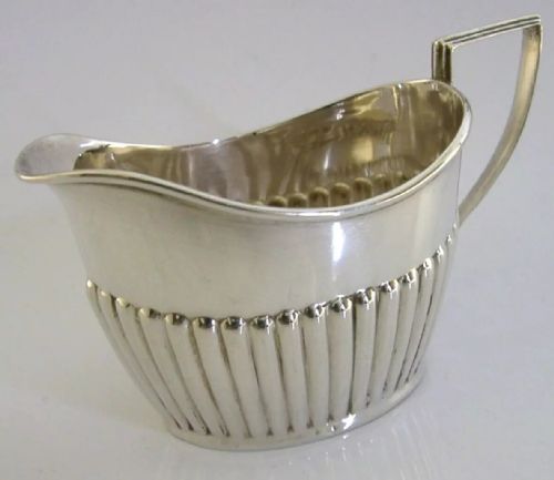 BEAUTIFUL VICTORIAN SOLID SILVER ENGLISH CREAM JUG 1899 ANTIQUE 50G - ADDITIONAL PHOTO 3