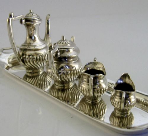 SUPERB ENGLISH SOLID STERLING SILVER MINIATURE DOLLS HOUSE TEA SET 1959 - ADDITIONAL PHOTO 7