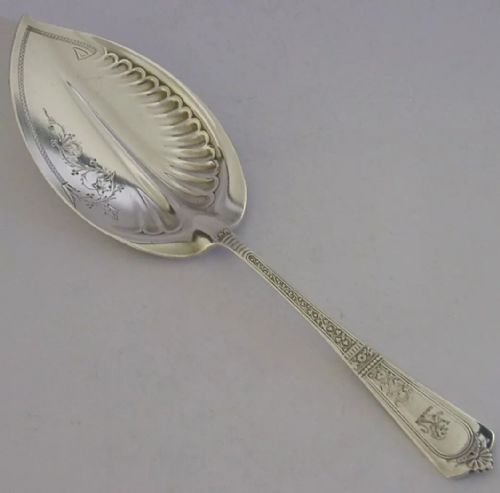 LARGE LUKIN FAMILY CREST AMERICAN SOLID STERLING SILVER SERVER 1890 ANTIQUE 106G - ADDITIONAL PHOTO 4