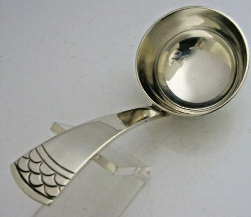 AMERICAN REED BARTON MID CENTURY MODERN STERLING SILVER LADLE 1960 HEAVY 66G - ADDITIONAL PHOTO 2