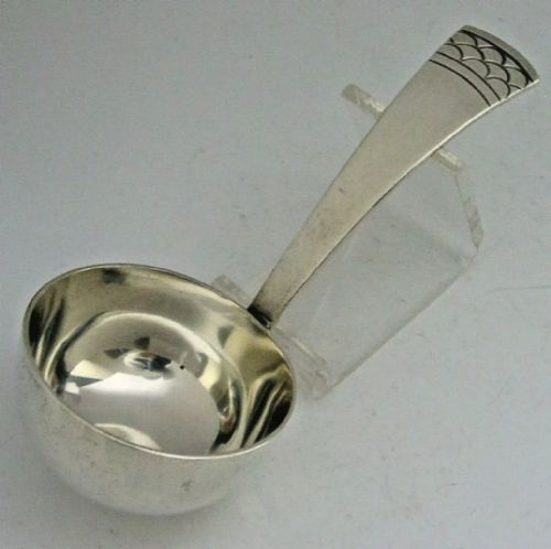 AMERICAN REED BARTON MID CENTURY MODERN STERLING SILVER LADLE 1960 HEAVY 66G - ADDITIONAL PHOTO 3