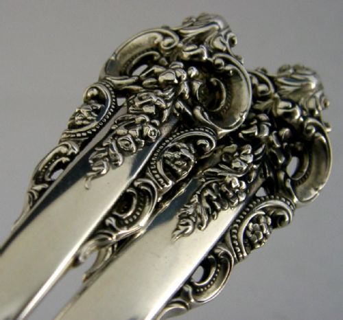 AMERICAN 68G GRANDE BAROQUE WALLACE STERLING SILVER PICKLE FORK SPOON C1941 - ADDITIONAL PHOTO 1