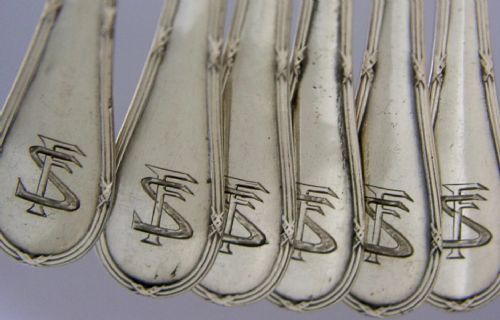 SIX GERMAN CASED 800 SOLID SILVER GILT SPOONS C1930 ART DECO 80G - ADDITIONAL PHOTO 1