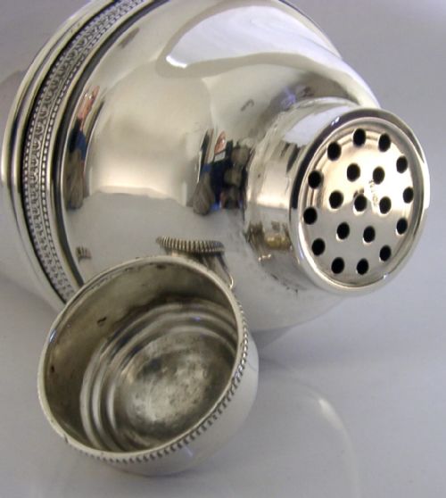 MINT ART DECO ITALIAN 800 SOLID SILVER COCKTAIL SHAKER C19401950 BARWARE 258G - ADDITIONAL PHOTO 1
