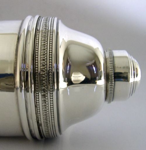 MINT ART DECO ITALIAN 800 SOLID SILVER COCKTAIL SHAKER C19401950 BARWARE 258G - ADDITIONAL PHOTO 3