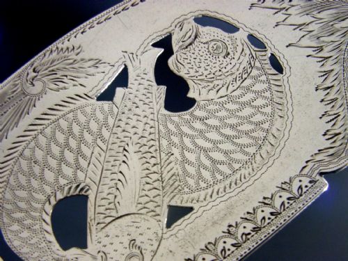 RARE IRISH SOLID STERLING SILVER SEAHORSE FISH SLICE SERVER 1825 ANTIQUE 124G - ADDITIONAL PHOTO 2