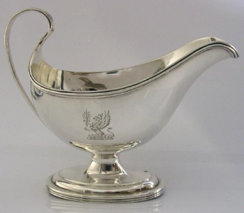 gladsone family crested sterling silver sauce boat jug 1907 english 114g - CATEGORY: ANTIQUE SILVER - DATED EDWARDIAN