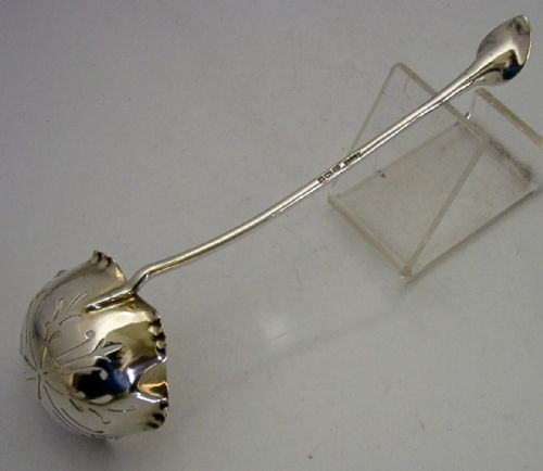 ART NOUVEAU ENGLISH STERLING SILVER LILY FLOWER SUGAR SIFTER SPOON 1913 ANTIQUE - ADDITIONAL PHOTO 5