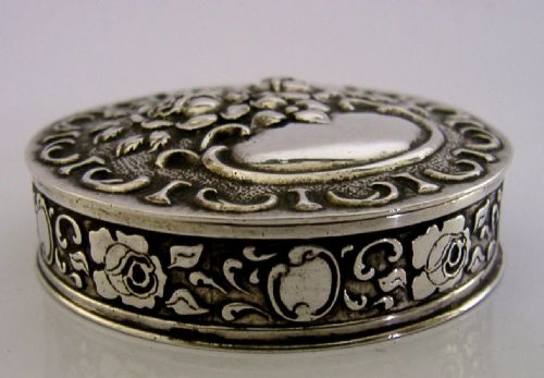 PRETTY 44G GERMAN 835 SOLID SILVER BOX C1950 VINTAGE ROSES - ADDITIONAL PHOTO 5