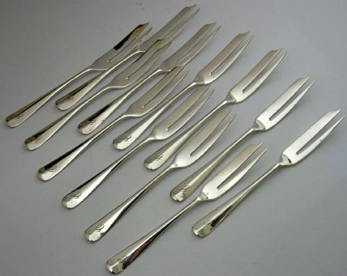 CASED SET OF TWELVE STERLING SILVER CAKE PASTRY FORKS 1929 ART DECO - ADDITIONAL PHOTO 2
