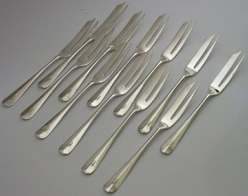 CASED SET OF TWELVE STERLING SILVER CAKE PASTRY FORKS 1929 ART DECO - ADDITIONAL PHOTO 3