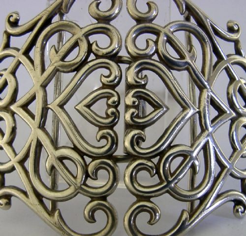 BEAUTIFUL ART NOUVEAU LOVE HEART STERLING SILVER NURSES BELT BUCKLE 1900 ANTIQUE - ADDITIONAL PHOTO 1