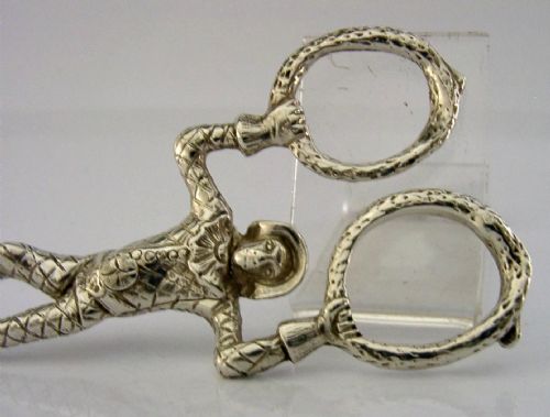 RARE STERLING SILVER HARLEQUIN JESTER SUGAR TONGS NIPS LONDON 1908 ANTIQUE - ADDITIONAL PHOTO 2