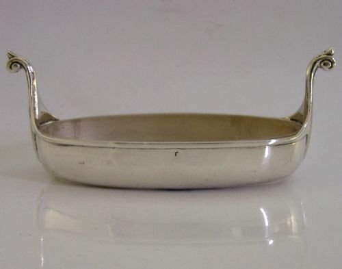 UNUSUAL STERLING SILVER GONDOLA BOAT DISH 1919 50G ENGLISH ANTIQUE 5INCH - ADDITIONAL PHOTO 3