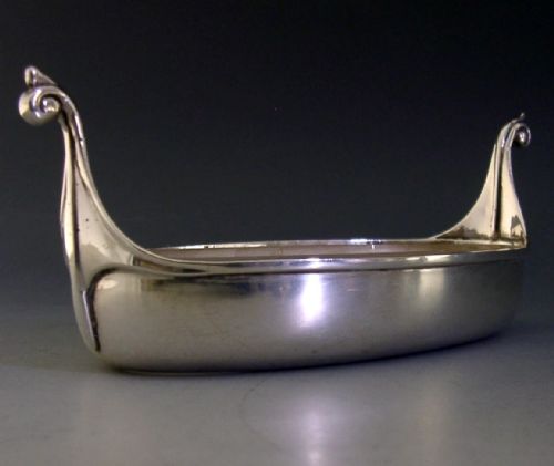 UNUSUAL STERLING SILVER GONDOLA BOAT DISH 1919 50G ENGLISH ANTIQUE 5INCH - ADDITIONAL PHOTO 4