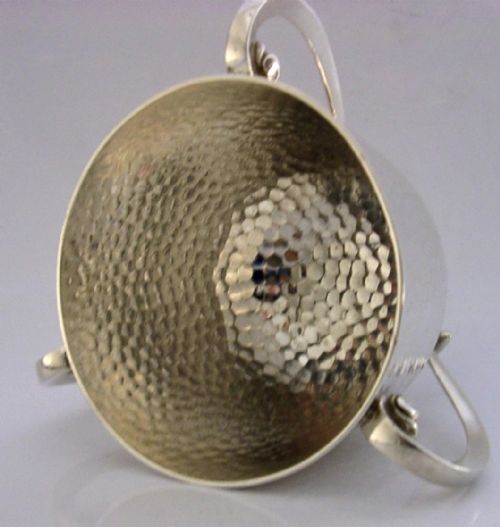 STUNNING STERING SILVER TYG CUP ARTS CRAFTS 1905 LONDON 188G PLANNISHED - ADDITIONAL PHOTO 5