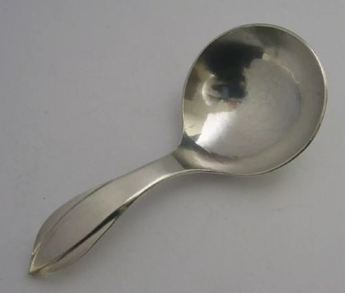 HAND MADE PLANNISHED SOLID SILVER ARTS CRAFTS STYLE CADDY SPOON C1960 - ADDITIONAL PHOTO 2