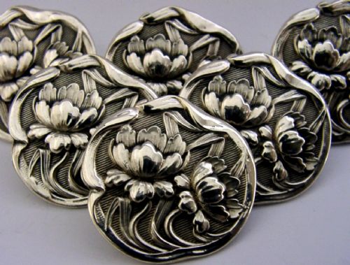 SIX LARGE STERLING SILVER ART NOUVEAU WATER LILY FLOWER BUTTONS 1902 ANTIQUE - ADDITIONAL PHOTO 2