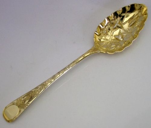 beautiful antique birds sterling silver gilt berry serving spoon 1826 georgian - CATEGORY: ANTIQUE SILVER - DATED GEORGIAN