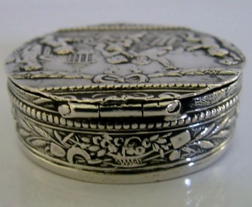 GERMAN HANAU SOLID SILVER CHERUB BOX C1900 ANTIQUE - ADDITIONAL PHOTO 4