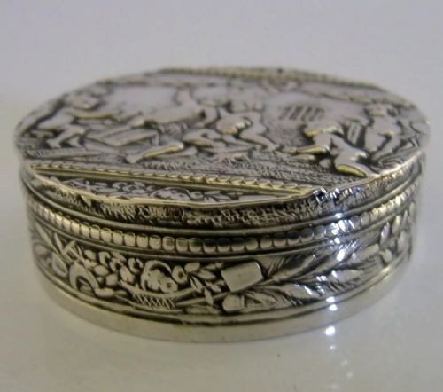 GERMAN HANAU SOLID SILVER CHERUB BOX C1900 ANTIQUE - ADDITIONAL PHOTO 5