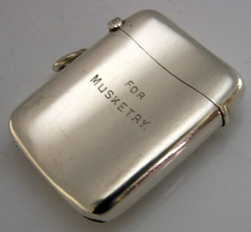 RARE STERLING SILVER SEAFORTH HIGHLANDERS VESTA MATCH CASE 1911 ANTIQUE MILITARY - ADDITIONAL PHOTO 3