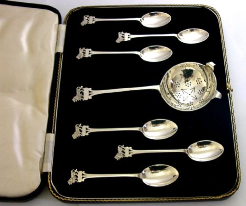 CASED SET OF SIX STERLING SILVER LION TEA SPOONS TEA STRAINER 1939 ART DECO - ADDITIONAL PHOTO 2