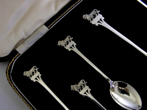 CASED SET OF SIX STERLING SILVER LION TEA SPOONS TEA STRAINER 1939 ART DECO - ADDITIONAL PHOTO 3