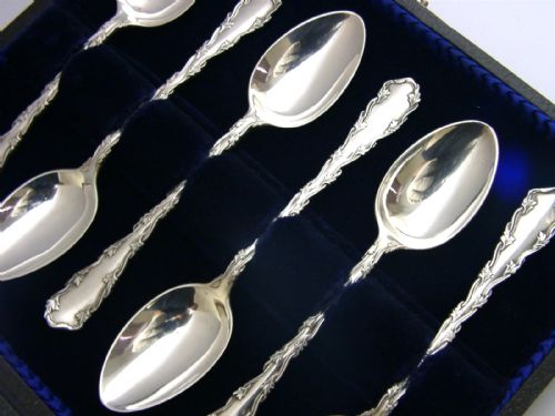 BEAUTIFUL CASED ENGLISH ANTIQUE STERLING SILVER SPOONS 1908 ART NOUVEAU 78G - ADDITIONAL PHOTO 1