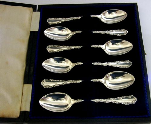 BEAUTIFUL CASED ENGLISH ANTIQUE STERLING SILVER SPOONS 1908 ART NOUVEAU 78G - ADDITIONAL PHOTO 2