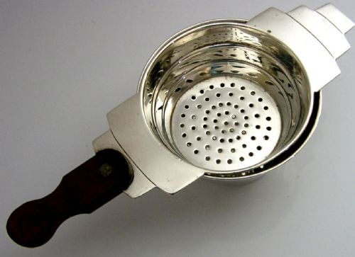 SUPERB ART DECO ENGLISH STERLING SILVER TEA STRAINER AND DRIP BOWL STAND 1936 - ADDITIONAL PHOTO 1