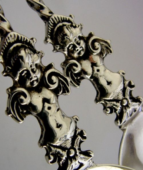 PAIR OF EDWARDIAN ENGLISH ANTIQUE STERLING SIVER APOSTLE SERVING SPOONS 1908 ANTIQUES - ADDITIONAL PHOTO 1