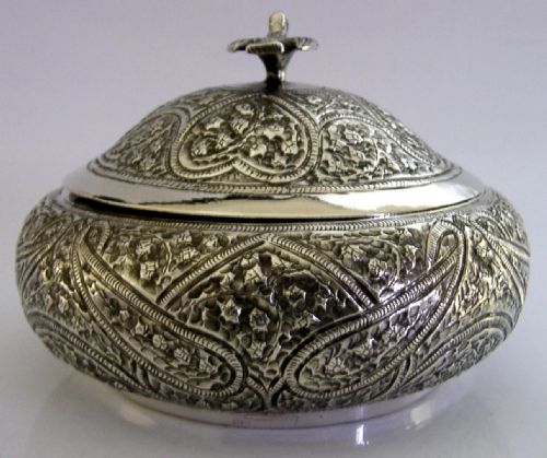 SUPERB INDIAN SOLID SILVER BIRD TERMINAL LIDDED BOX C1920 ANTIQUE 198G - ADDITIONAL PHOTO 3