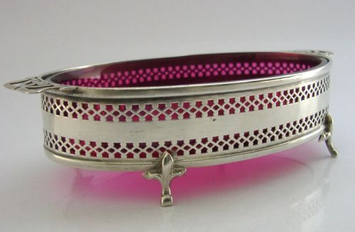 beautiful english sterling silver cranberry glass dish 1926 antique 176g - CATEGORY: ANTIQUE SILVER - DATED 1920
