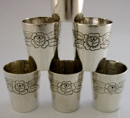 SIX SOLID SILVER 150G SHOT SCHNAPPS TOT CUPS C1940 BARWARE ROSES - ADDITIONAL PHOTO 1