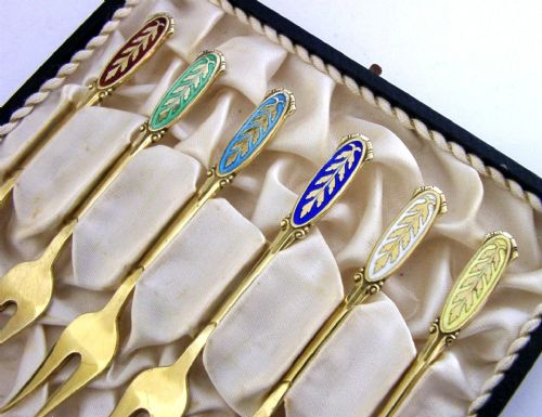 SIX STUNNING DANISH STERLING SILVER GILT ENAMELLED FORKS C1960S CASED MEKA - ADDITIONAL PHOTO 1