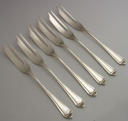 SIX ENGLISH STERLING SILVER CAKE PASTRY FORKS 1941 ART DECO 58G CASED - ADDITIONAL PHOTO 5